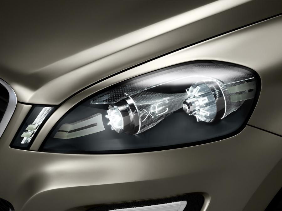  Volvo XC60 Design Concept 2006 года  (фото 18 из 49)